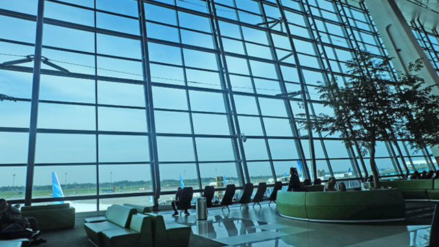 Tips Nyaman & Aman Transit di Bandara Panduan Traveler Modern
