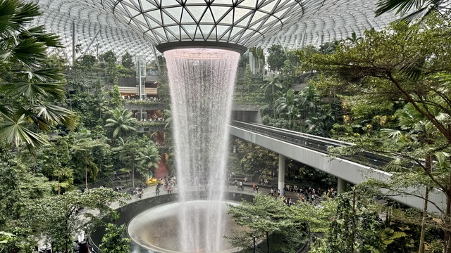 Bandara Changi Singapura
